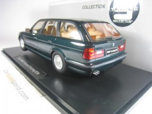 BMW 5 SERIES TOURING E34 1996 1/18 TRIPLE9 (GREEN METALIC)