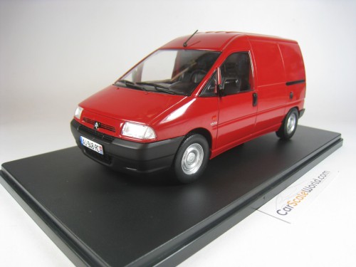 CITROEN JUMPY 1995 1/24 IXO HACHETTE (RED) WITH BLISTER