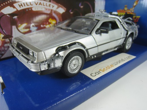 DELOREAN DMC 12 BACK TO THE FUTURE II 1/24 WELLY