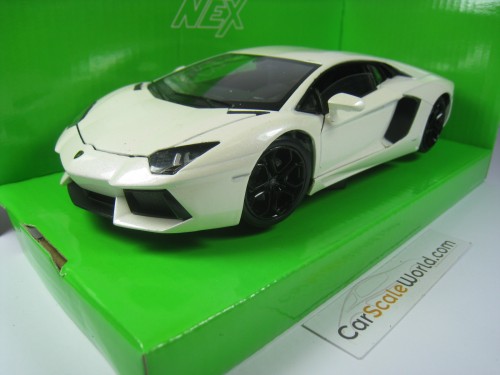 LAMBORGHINI AVENTADOR 1/24 WELLY (WHITE)