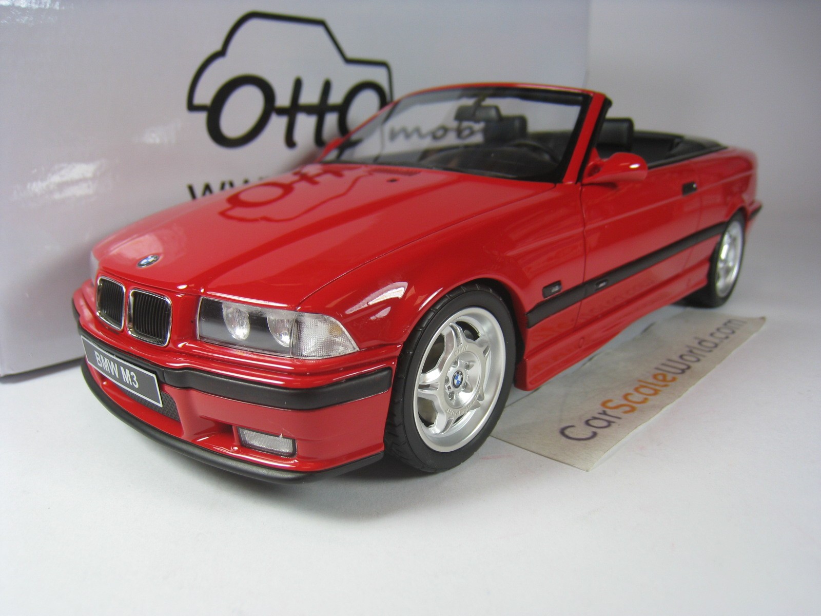 BMW M3 (E36) 3.2L Coupe - Model car collection - GT SPIRIT