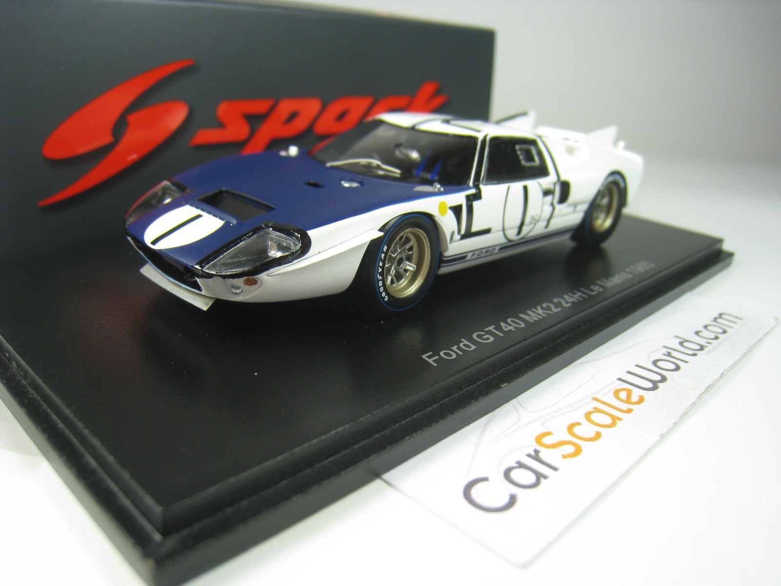 Miniatura Ford Gt40 Mk II #1 - 24h Le Mans 1966 - 1/43 CMR