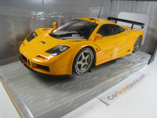 MCLAREN F1 GTR SHORT TAIL STREET VERSION 1996 1/18