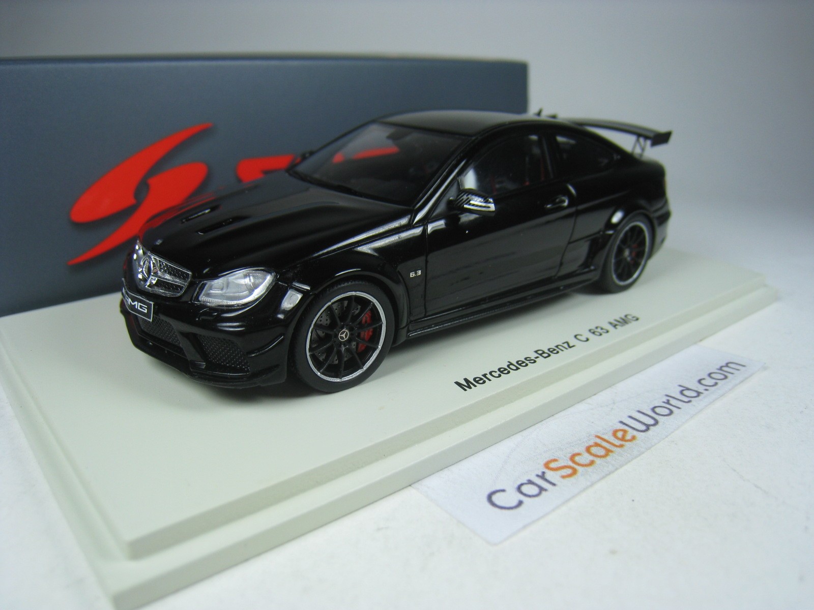 Mercedes Benz C63 Amg Coupe Black Series 1 43 Spark Black Carscaleworld