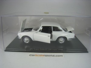 ALFA ROMEO GIULIA GT 1300 JUNIOR 1966 1/24 LEO MODELS (WHITE)