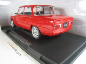 ALFA ROMEO GIULIA NUOVA SUPER 1974 TUNED 1/18 MCG (RED)