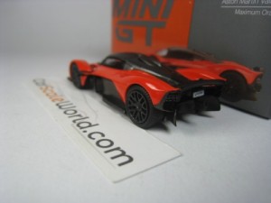 ASTON MARTIN VALKYRIE 2021 1/64 MINI GT (MAXIMUM ORANGE)