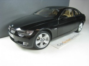 BMW 3 SERIES COUPE E92 1/18 KYOSHO (BLACK)