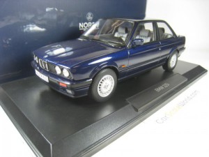 BMW 325i COUPE E30 - 3 SERIES 1988 1/18 NOREV (BLU