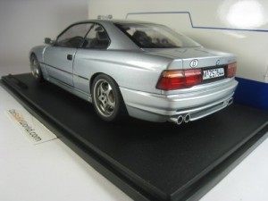 BMW 850 CSI (E31) - 8 SERIES 1992 1/18 SOLIDO (ARTIC SILVER)