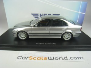 BMW M5 E39 2002 1/43 NEO (SILVER METALLIC)

