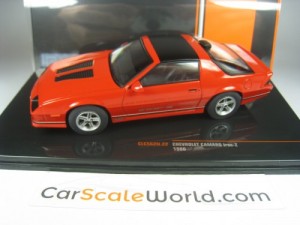 CHEVROLET CAMARO IROC-Z 1986 1/43 IXO (RED)