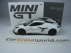 CHEVROLET CORVETTE Z06 1/64 MINI GT (WHITE)