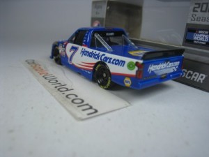 CHEVROLET SILVERADO 2022 NASCAR #7 CHASE ELLIOTT 1/64 LIONEL RACING