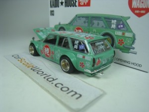 DATSUN 510 WAGON KAIDO HOUSE 013 1/64 MINI GT (LIGHT GREEN)