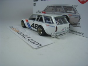 DATSUN 510 WAGON KAIDO HOUSE BRE DATSUN 027 1/64 MINI GT (WHITE)