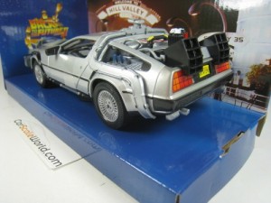 DELOREAN DMC 12 BACK TO THE FUTURE II 1/24 WELLY