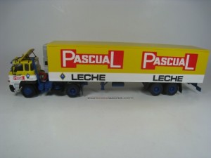 DODGE C38T 1984 LECHE PASCUAL 1/43 IXO SALVAT (WITH BLISTER)