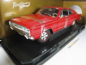 DODGE CHARGER 1966 1/18 ROAD SIGNATURE - LUCKY DIECAST (RED)