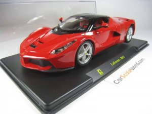 FERRARI LAFERRARI 1/24 BBURAGO CENTAURIA (RED)