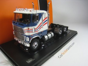 FORD CL 9000 1976 1/43 IXO
