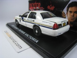 FORD CROWN VICTORIA 2001 POLICE DEXTER 1/43 GREENLIGHT