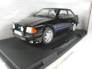 FORD ESCORT RS TURBO 1985 1/18 MCG (BLACK)