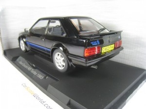 FORD ESCORT RS TURBO 1985 1/18 MCG (BLACK)