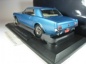 FORD MUSTANG HARDTOP COUPE 1965 1/18 NOREV (TURQUISE METALLIC)