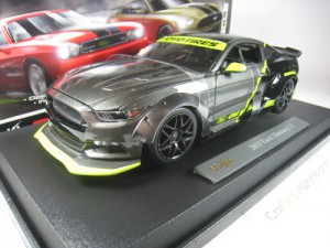 FORD MUSTANG GT 2015 TUNED 1/18 MAISTO (GREY/BLACK