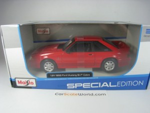 FORD MUSTANG SVT COBRA 1993 1/24 MAISTO (RED)