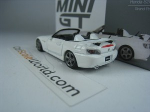 HONDA S2000 CR 1/64 MINI GT (GRAND PRIX WHITE)