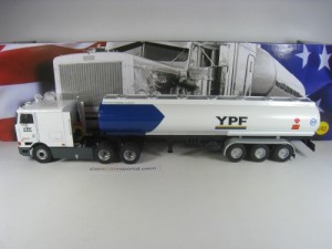 INTERNATIONAL EAGLE CABOVER 1997 YPF 1/43 IXO ALTAYA