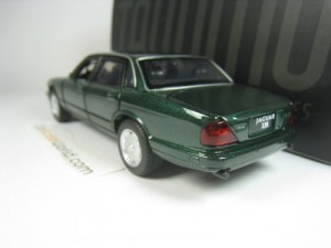 JAGUAR XJ6 1/32 TAYUMO (RACING GREEN)