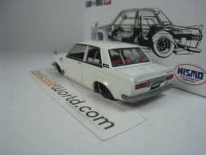 KAIDO HOUSE DATSUN 510 NISMO V2 #122 1/64 MINI GT (WHITE)