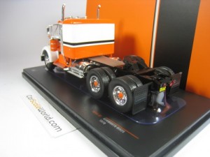 KENWORTH W925 1970 1/43 IXO (ORANGE/WHITE)