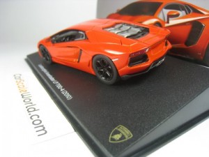 LAMBORGHINI AVENTADOR LP700-4 2010 1/43 IXO ALTAYA (ORANGE)