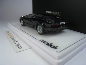 LAMBORGHINI COUNTACH 25TH ANNIVERSARY 1/43 TSM MODEL (BLACK)