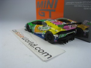 LAMBORGHINI HURACAN GT3 EVO 2020 IMSA DAYTONA 24H GEAR RACING 1/64 MINI GT