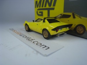 LANCIA STRATOS HF STRADALE 1/64 MINI GT (GIALLO FLY)