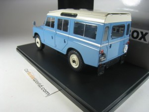 LAND ROVER SERIES III 109 1978 1/24 WHITEBOX (BLUE/CREAM)