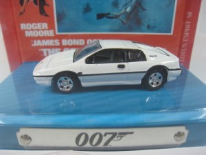 LOTUS ESPRIT S1 1976 THE SPY WHO LOVES ME 007 JOHNNY LIGHTNING