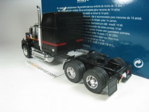 MACK SUPERLINER MAGNUM 1985 1/43 IXO ALTAYA (BLACK)