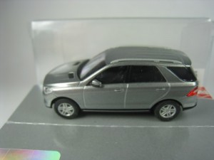 MERCEDES BENZ M CLASS 2012 1/87 BUSCH CMD (GREY)