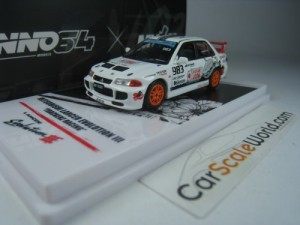 MITSUBISHI LANCER EVO III TRACKERZ RACING 1/64 INNO64 (WHITE)