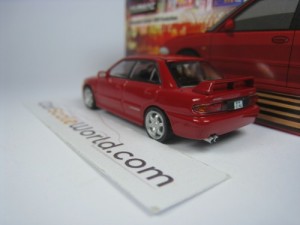 MITSUBISHI LANCER GSR EVOLUTION I 1/64 TARMAC (RED)