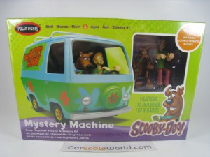 MYSTERY MACHINE WITH SHAGGY AND SCOOBY DOO 1/24 PO
