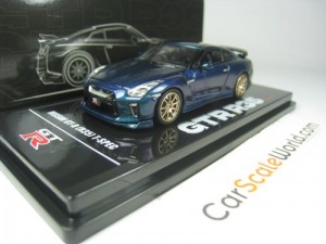 NISSAN GT-R R35 T-SPEC 1/64 INNO64 (MIDNIGHT PURPLE)