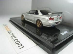 NISSAN SKYLINE GT-R (R34) V-SPEC II 1/64 INNO64 (SILVER)