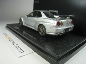 NISSAN SKYLINE GT-R R34 V SPEC II 1/43 EBBRO (SILVER)